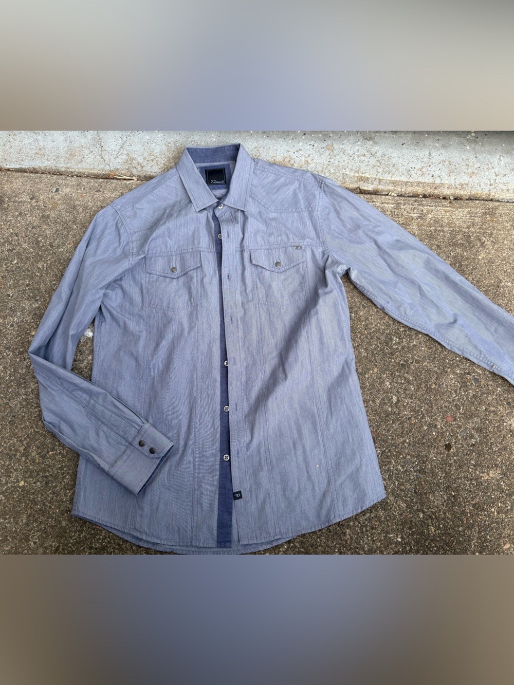 7 Diamonds Men's Light Blue Pinstripe Button-Down Dress Shirt